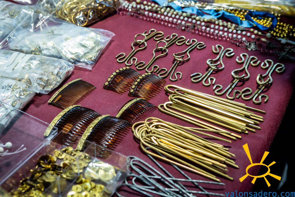 III Mercado del traje popular