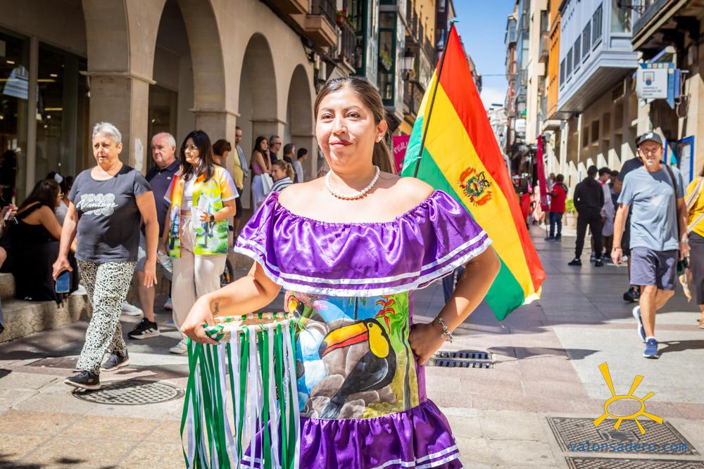 Desfile de la comunidad boliviana 2025