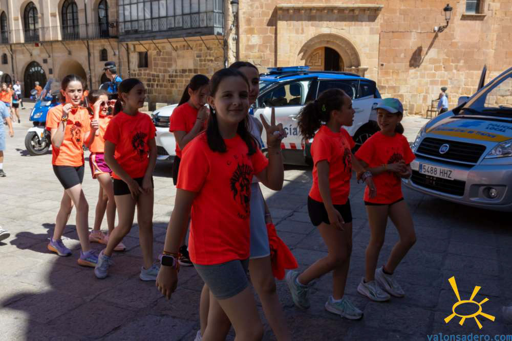 Los escolares conocer la labor de la Policía Local