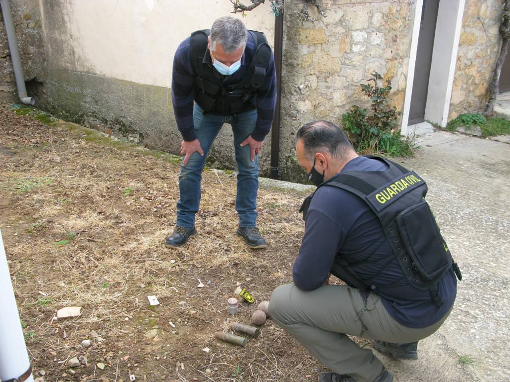 La Guardia Civil destruye explosivos de la Guerra Civil en Viana de Duero
