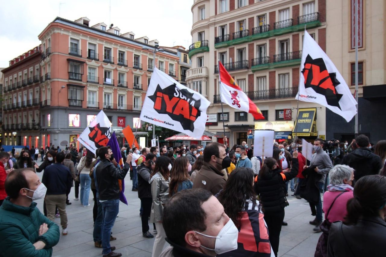 Plataformas de Castilla y León llevan a cabo en Madrid una concentración reivindicativa contra la despoblación de su comunidad