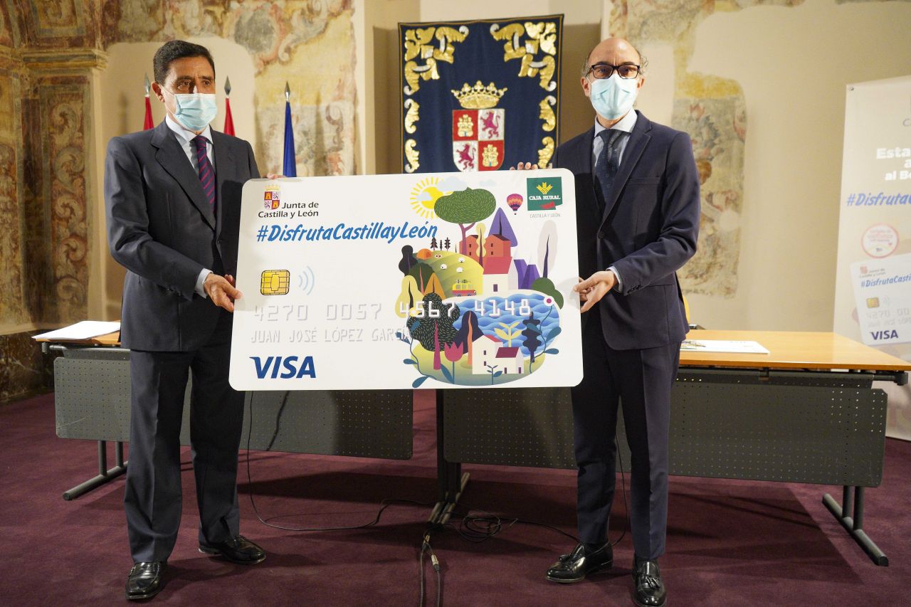 La Junta y la Unión de Cajas Rurales de Castilla y León firman un convenio para la gestión de las ayudas destinadas a financiar parte del gasto de los turistas en el sector de la Comunidad