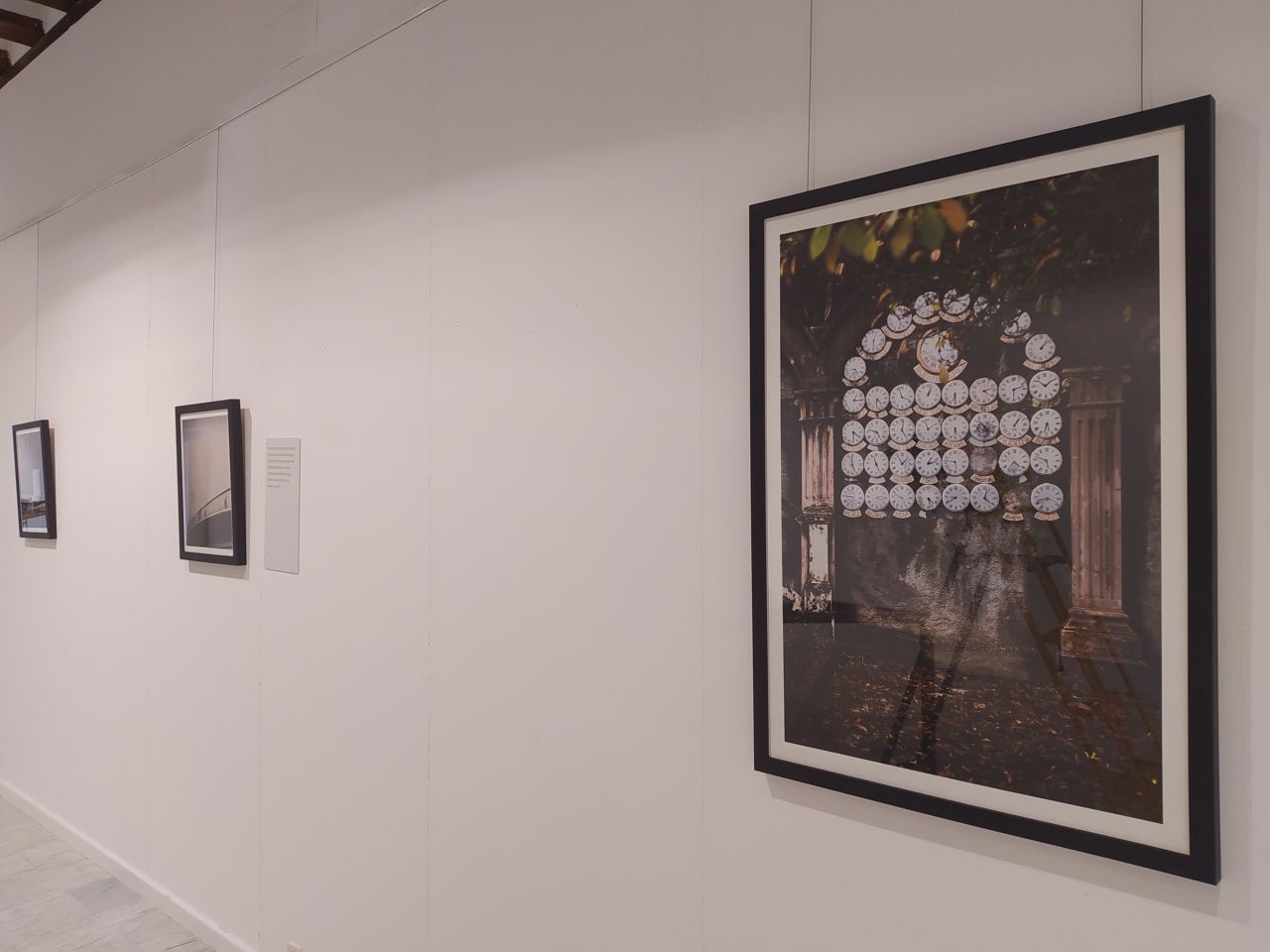 PRORROGADA LA EXPOSICIÓN “CIERTOS DESLUMBRAMIENTOS” UN DIÁLOGO ENTRE LAS IMÁGENES DEL FOTÓGRAFO LEONÉS JOSÉ RAMÓN VEGA Y LOS TEXTOS DEL POETA ZAMORANO TOMÁS SÁNCHEZ SANTIAGO  