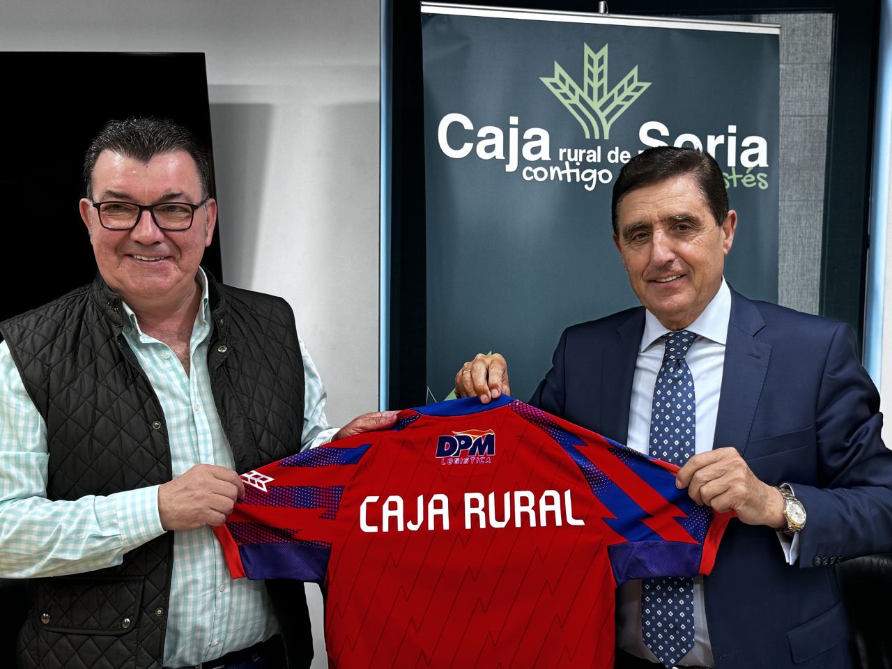 Caja Rural de Soria renueva su compromiso con el deporte soriano a través de acuerdos con el C.D. Numancia y el Club Voleibol Río Duero.