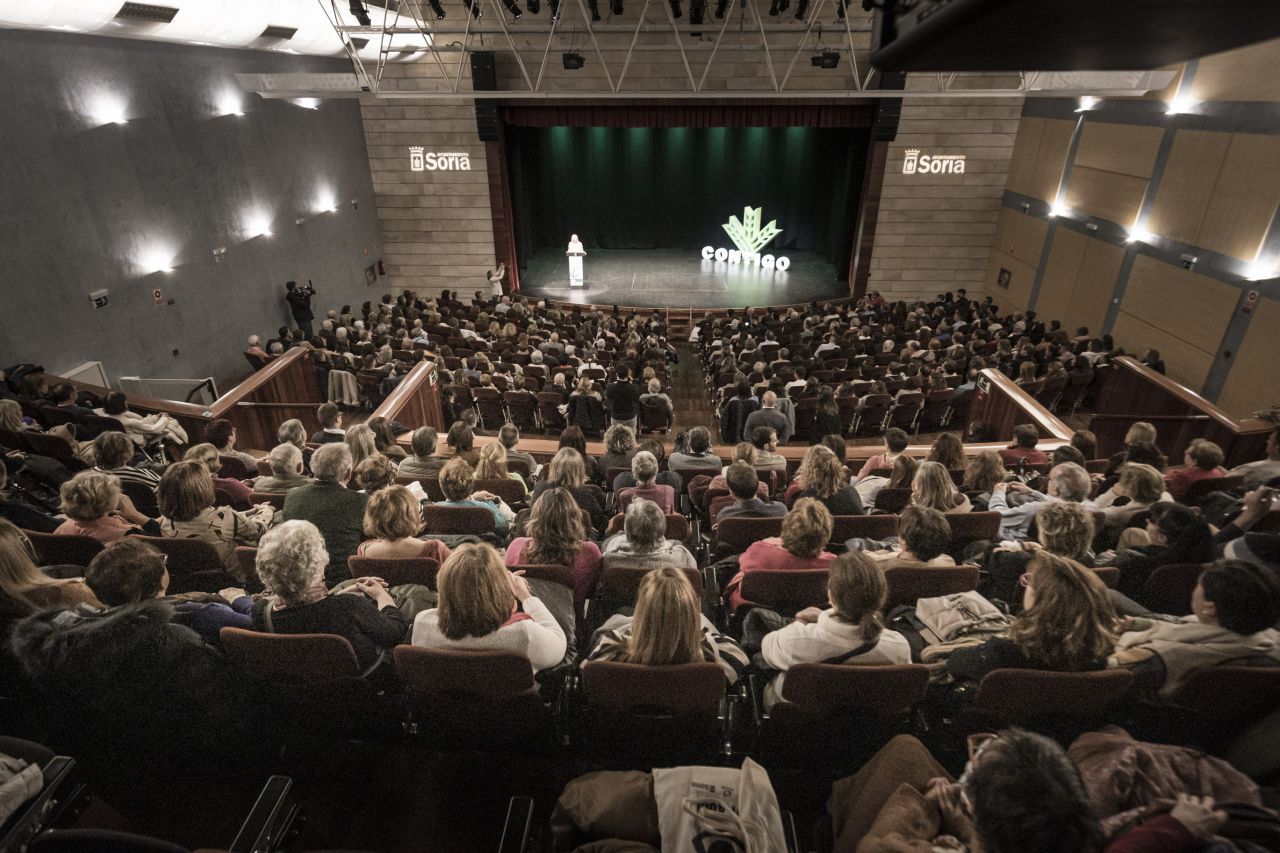 Rafael Santandreu ofrece la conferencia “Las gafas de la felicidad” dentro del ciclo de bienestar emocional de Caja Rural