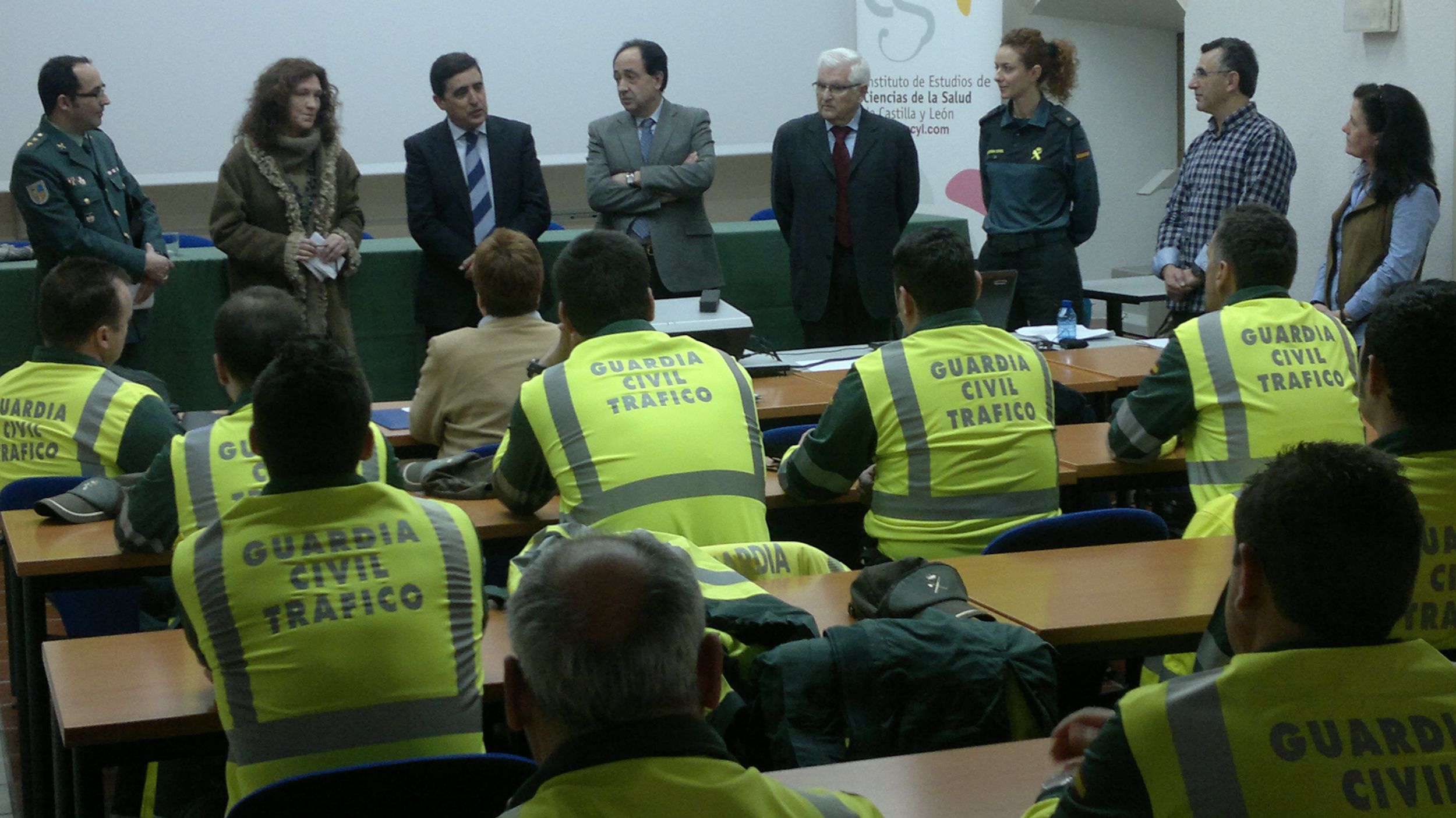 Un centenar de agentes del Subsector de Tráfico de la Guardia Civil de Soria recibe un curso sobre atención al trauma grave