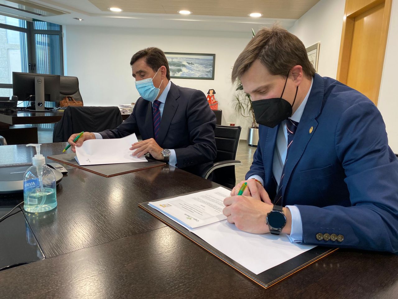 Renovación del convenio entre Caja Rural y el Colegio Oficial de Farmacéuticos de Soria