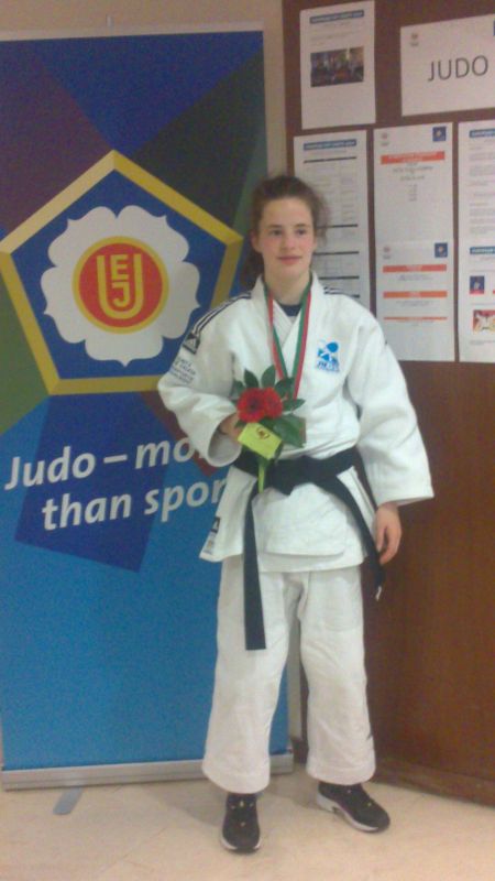 ROCIO GARCÍA,  BRONCE EN LA COPA DE EUROPA CADETE DE PORTUGAL