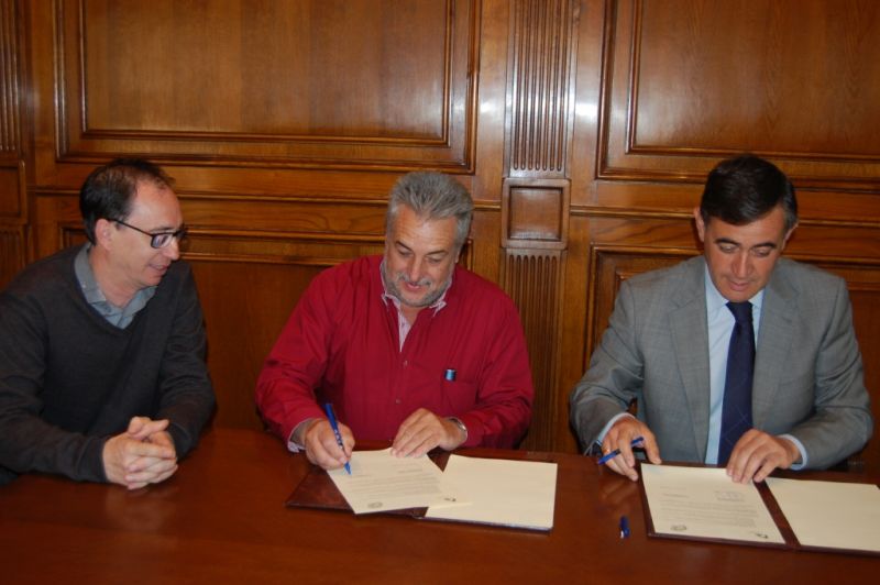 El Club de Balonmano Soria firma un convenio con la Diputación de Soria, la institución soriana apoyará al club con 6000 ? para participar en la competición de Primera División