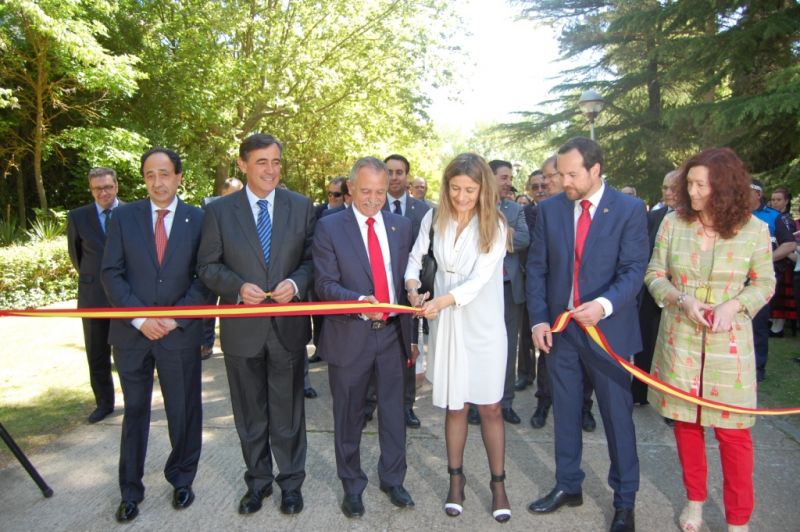 EL PRESIDENTE DE LA DIPUTACIÓN DE SORIA ASISTE A LA INAUGURACIÓN DE LA 54 FERIA DE MUESTRAS DE ALMAZÁN