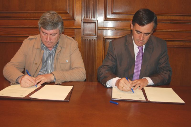 CONVENIO DE COLABORACIÓN ENTRE LA DIPUTACIÓN DE SORIA Y EL AYUNTAMIENTO DE NAVALENO PARA LA ADECUACIÓN DEL EDIFICIO MUNICIPAL QUE ALBERGABA LA RESIDENCIA DE LA TERCERA EDAD