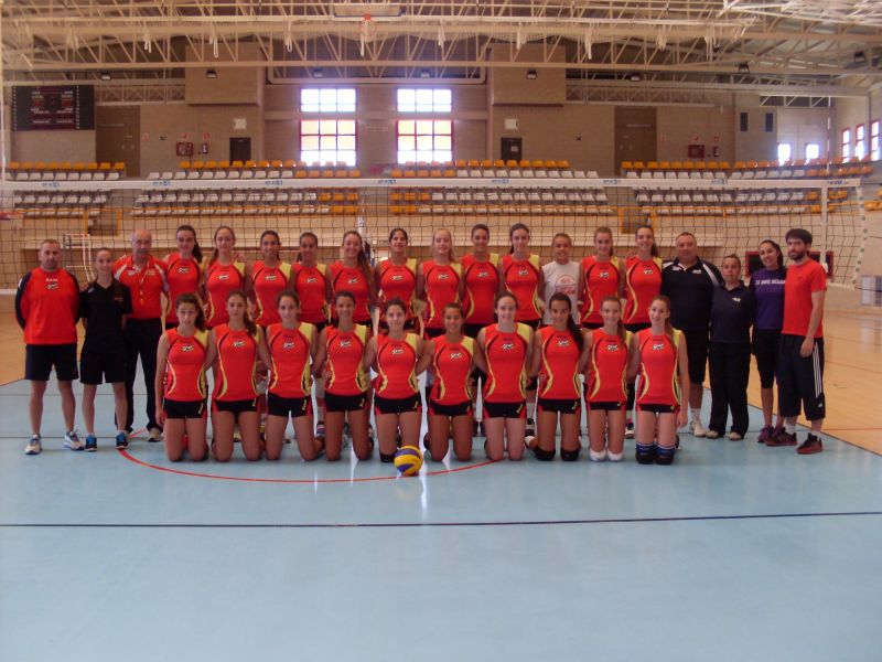 Serrato prepara en Soria con 22 jugadoras el Torneo WEVZA