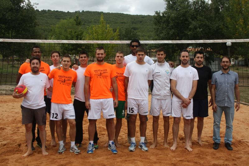 El Río Duero San José inaugura el nuevo campo de Voley Playa del Camping Entrerrobles en Valdeavellano de Tera