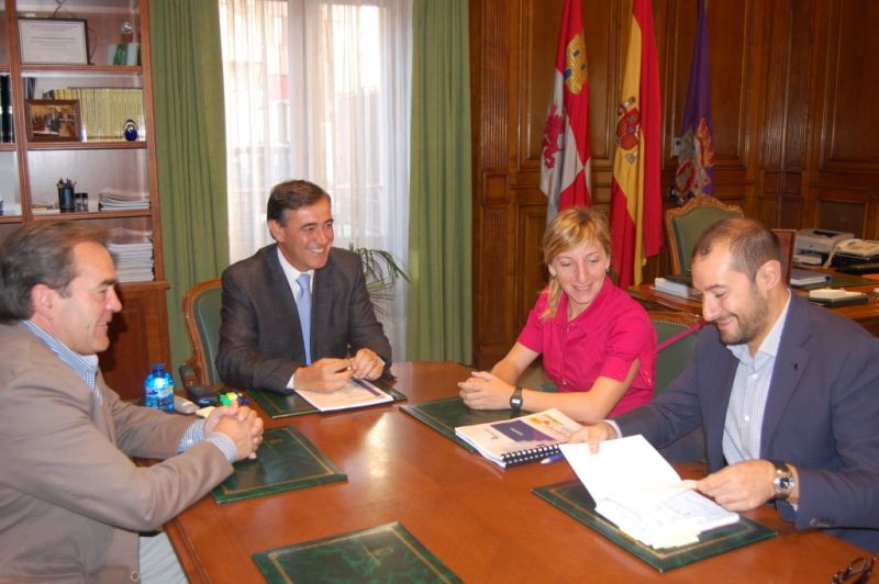 LA DIPUTACIÓN DE SORIA COLABORARÁ UN AÑO MÁS CON ASOHTUR EN LA SEMANA DE LA TAPA MICOLÓGICA QUE SE DESARROLLARÁ DEL 28 DE OCTUBRE AL 2 DE NOVIEMBRE EN MEDIO CENTENAR DE ESTABLECIMIENTOS DE LA CAPITAL Y PROVINCIA