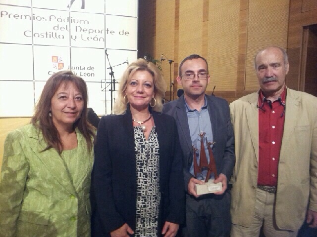 La Fundación CAEP recibe una mención especial  a los Premios Pódium del Deporte 2013