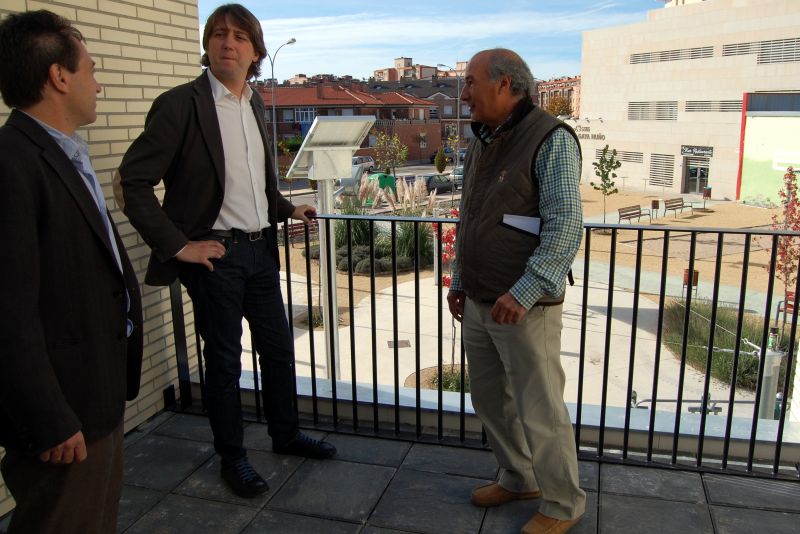 La residencia Odón Alonso completa los recursos del Centro de Día Gaya Nuño y el parque y permite recuperar una parcela degradada para la ciudad