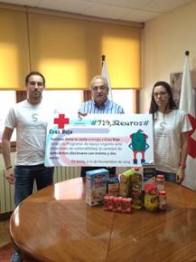 Entrega cheque solidario Sendaes Cruz Roja Soria