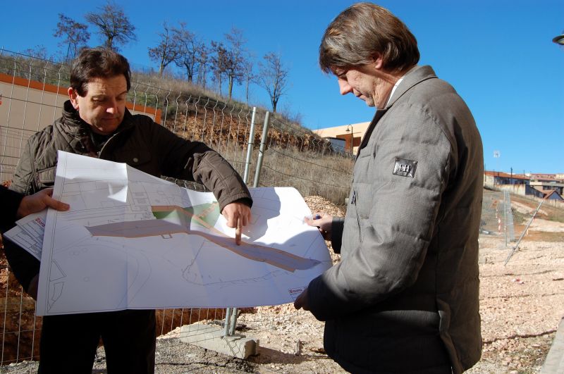 El Ayuntamiento trabaja en la renovación de la red hidráulica y asfaltado del barrio de San Pedro
