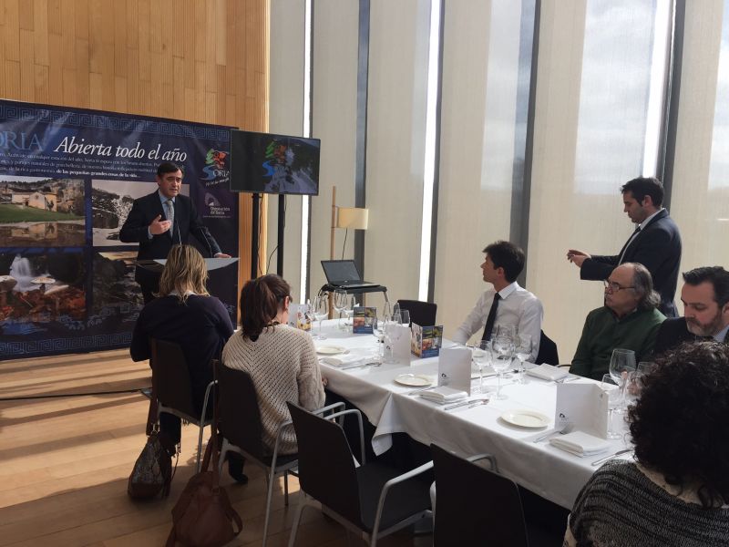 La Diputación de Soria presenta la oferta turística y gastronómica de la provincia a los medios de comunicación de Navarra