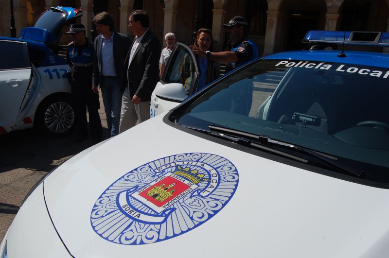 El Ayuntamiento mejora los medios de la Policía Local con la compra de dos nuevos vehículos