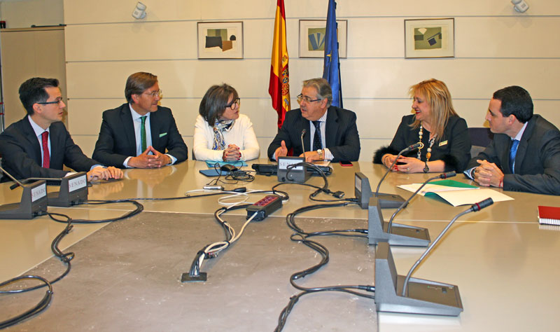 El Ministro del Interior pide la máxima agilización del proceso de expropiación de los terrenos por los que pasará el colector de la nueva cárcel de Soria 