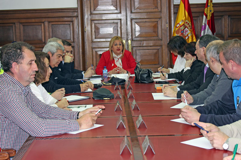 La subdelegada del Gobierno convoca una Comisión Provincial de Seguridad para analizar la implantación de medidas durante la Semana Santa