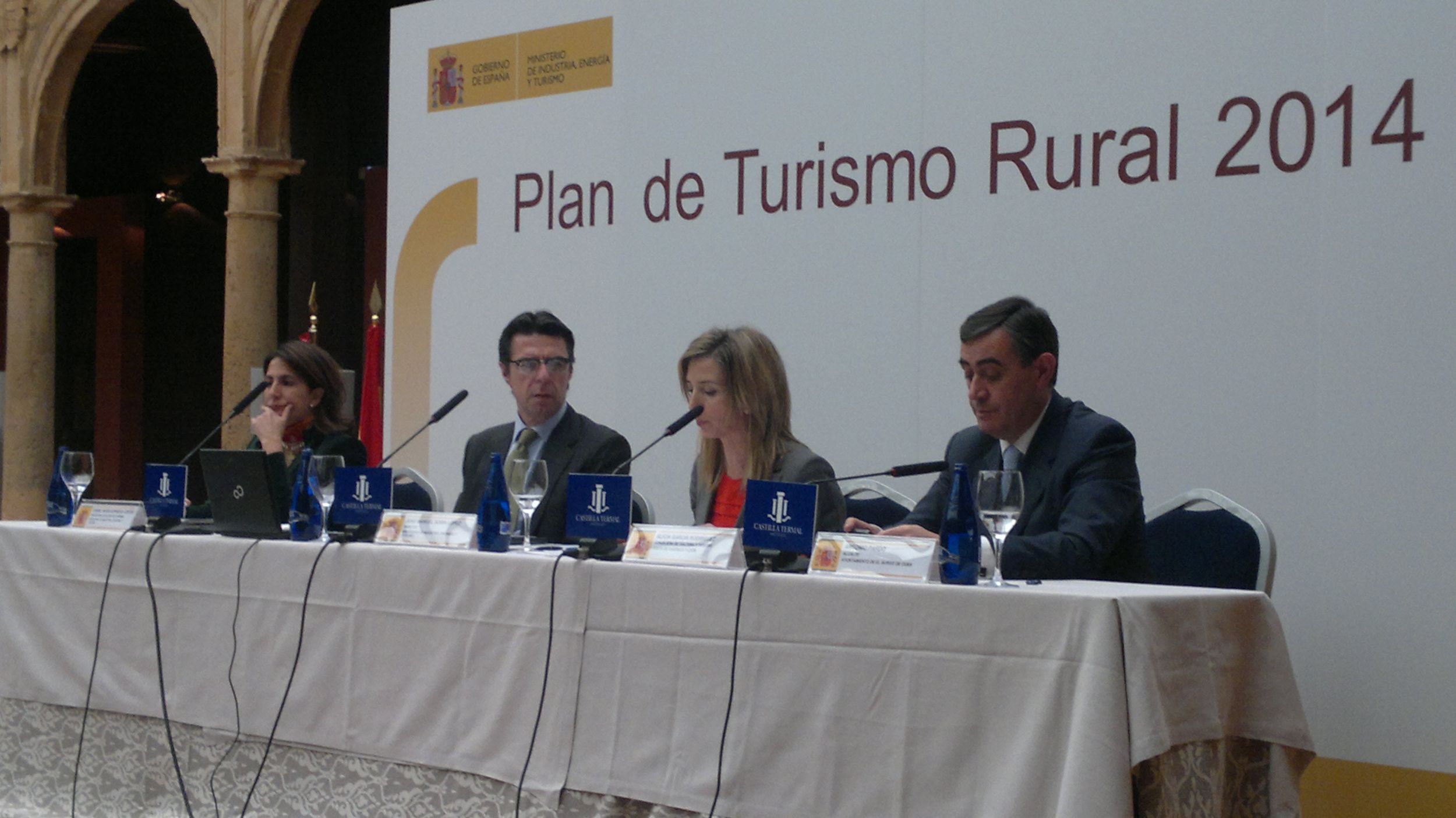 El ministro de Industria, Energía y Turismo presenta el Plan Integral de Turismo Rural 2014  