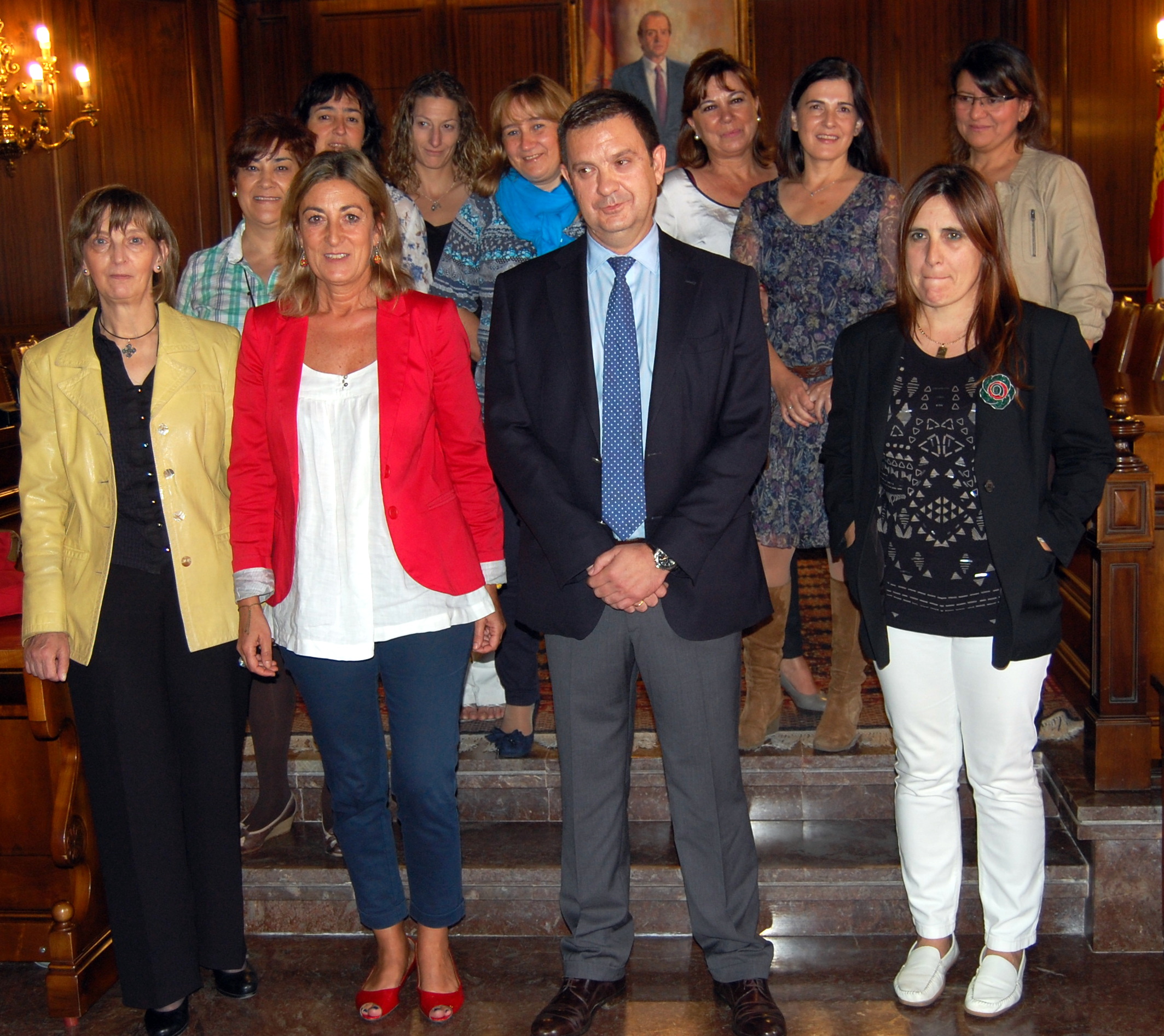 La primera promoción de la modalidad de asistencia socio-sanitaria del Programa Dual Empleo se clausura con la entrega de diplomas