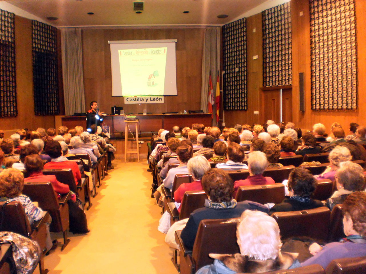 Más de 1.700 personas han asistido a los distintos actos de la Semana de la Prevención del parque de Bomberos de la capital