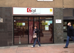 El número de desempleados desciende en CyL un 1,97%, con 4.756 parados menos