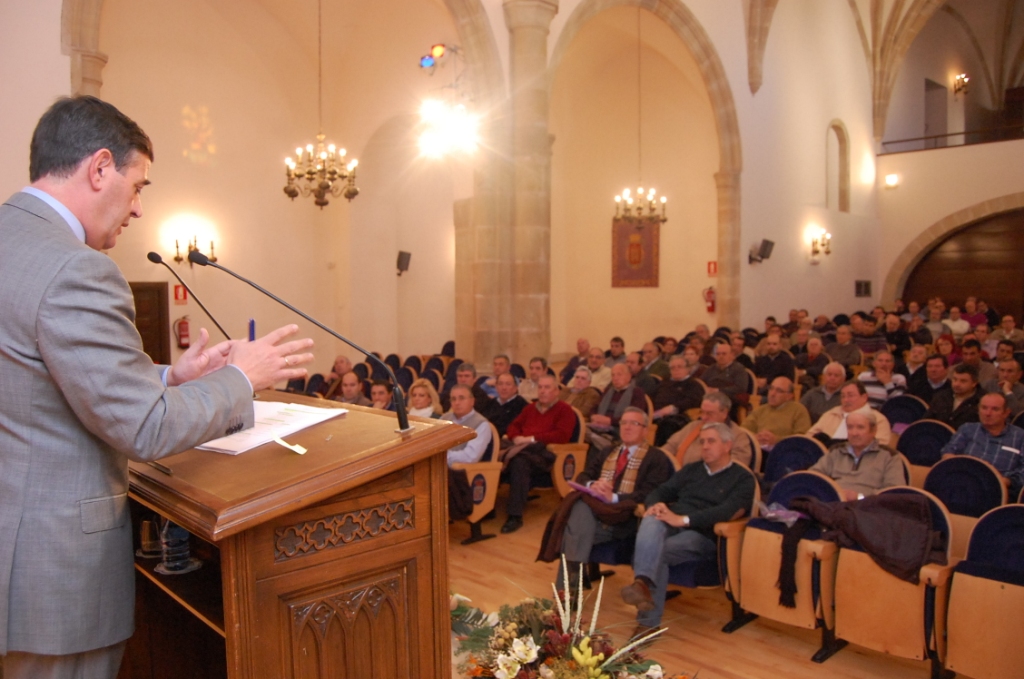 EL PRESIDENTE DE LA DIPUTACIÓN DE SORIA PIDE A LOS ALCALDES DE LA PROVINCIA SU APOYO AL PROYECTO DE LA MINA DE BOROBIA