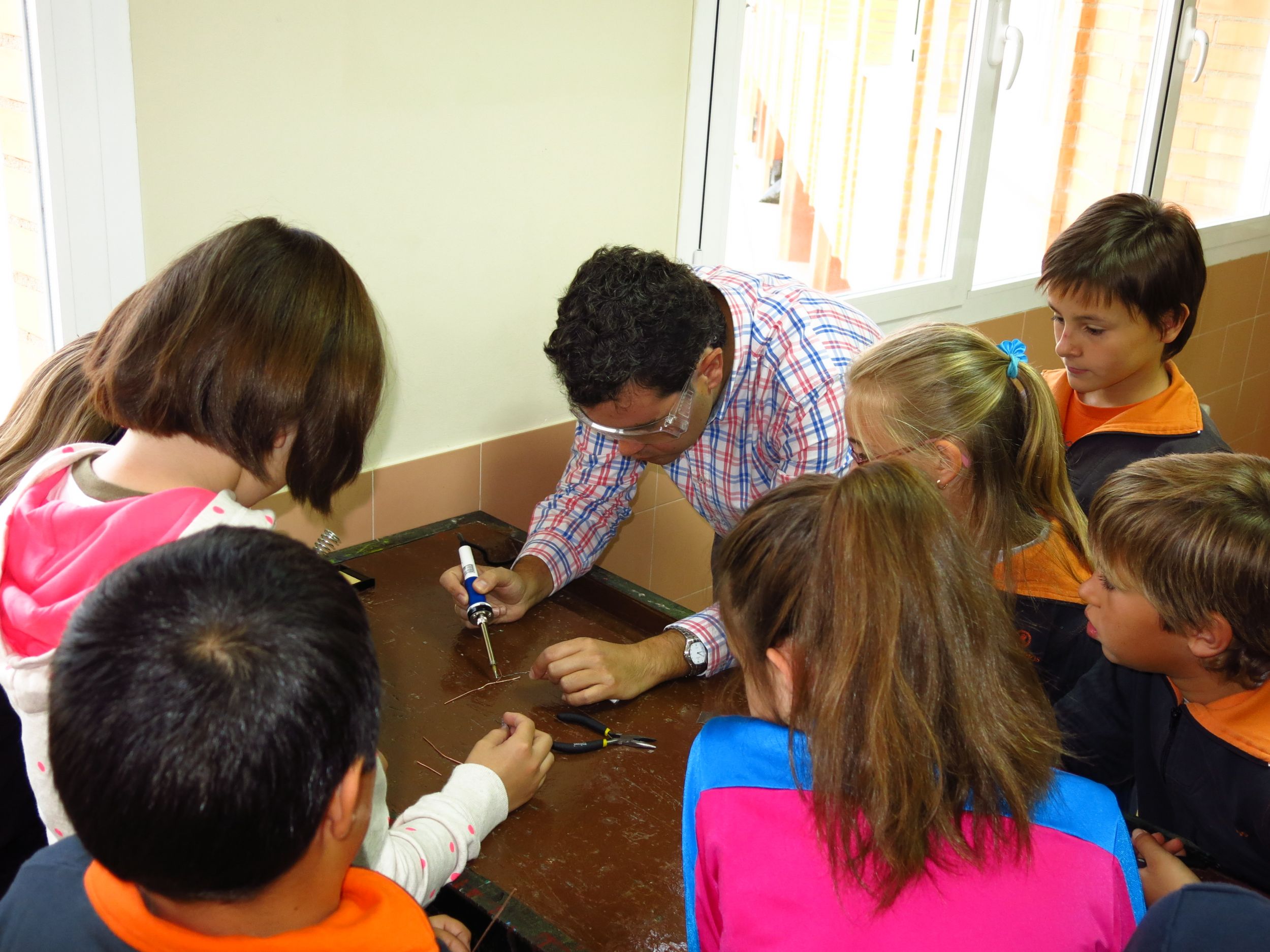 FINALIZA EL TALLER DE PATRONAJE Y CONFECCIÓN CELEBRADO ESTE FIN DE SEMANA EN EL MUSEO DE MORÓN DE ALMAZÁN CON 12 PARTICIPANTES 